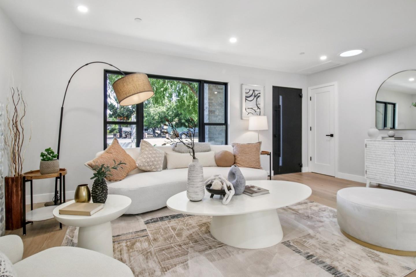 Detail Gallery Image 3 of 141 For 14361 Lenray Ln, San Jose,  CA 95124 - 5 Beds | 4 Baths