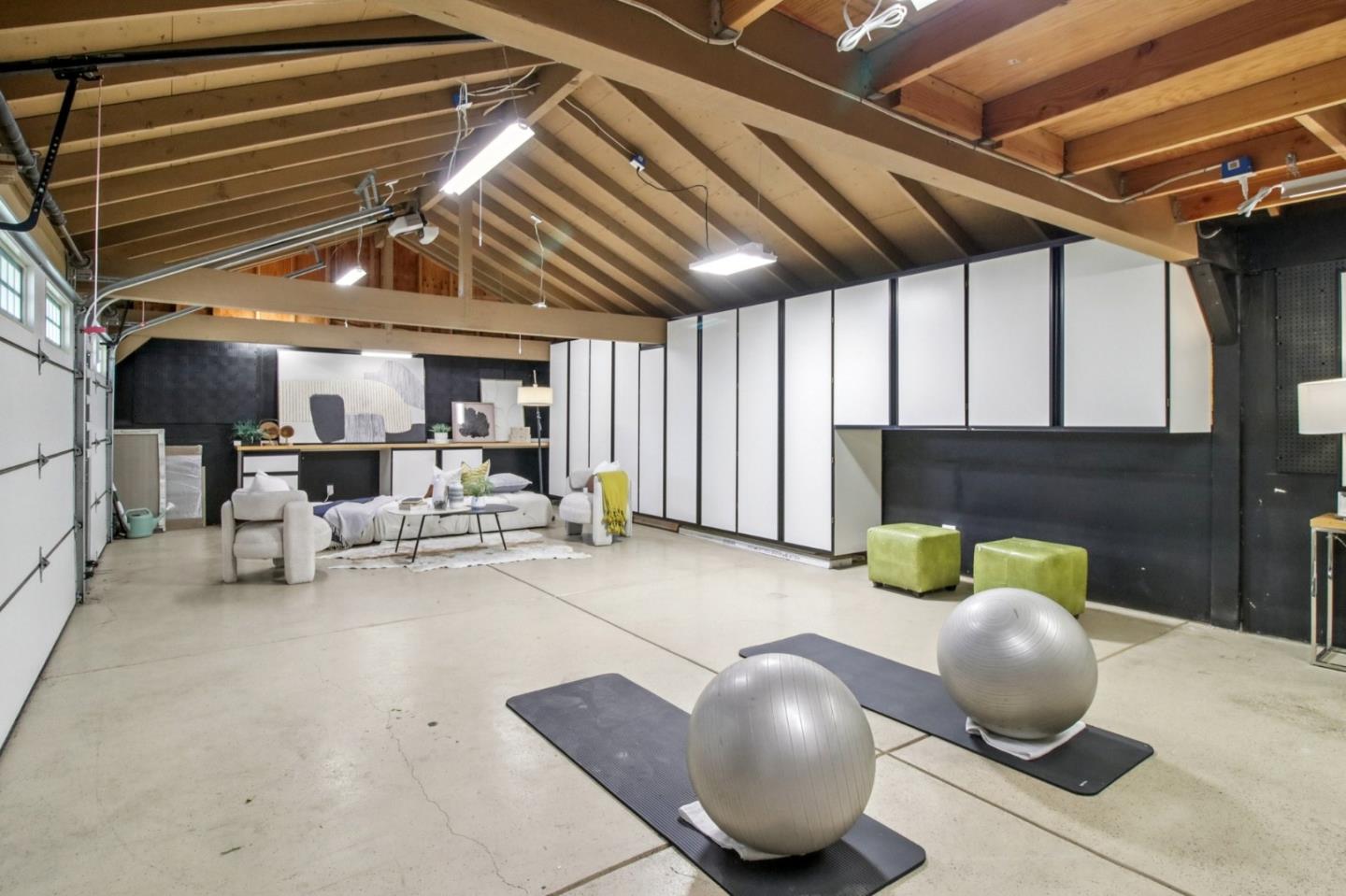 Detail Gallery Image 44 of 141 For 14361 Lenray Ln, San Jose,  CA 95124 - 5 Beds | 4 Baths