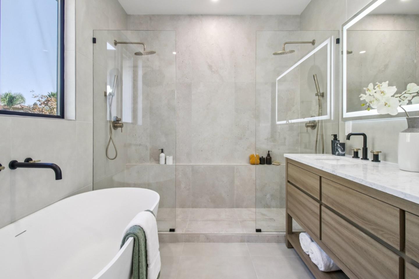 Detail Gallery Image 57 of 141 For 14361 Lenray Ln, San Jose,  CA 95124 - 5 Beds | 4 Baths