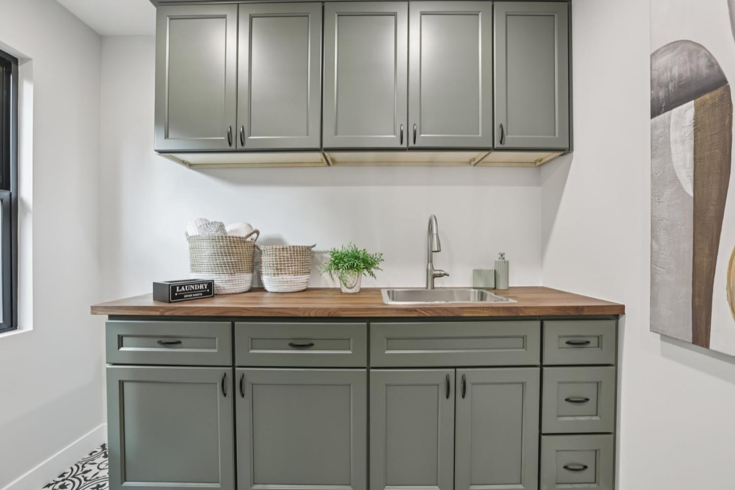 Detail Gallery Image 89 of 141 For 14361 Lenray Ln, San Jose,  CA 95124 - 5 Beds | 4 Baths