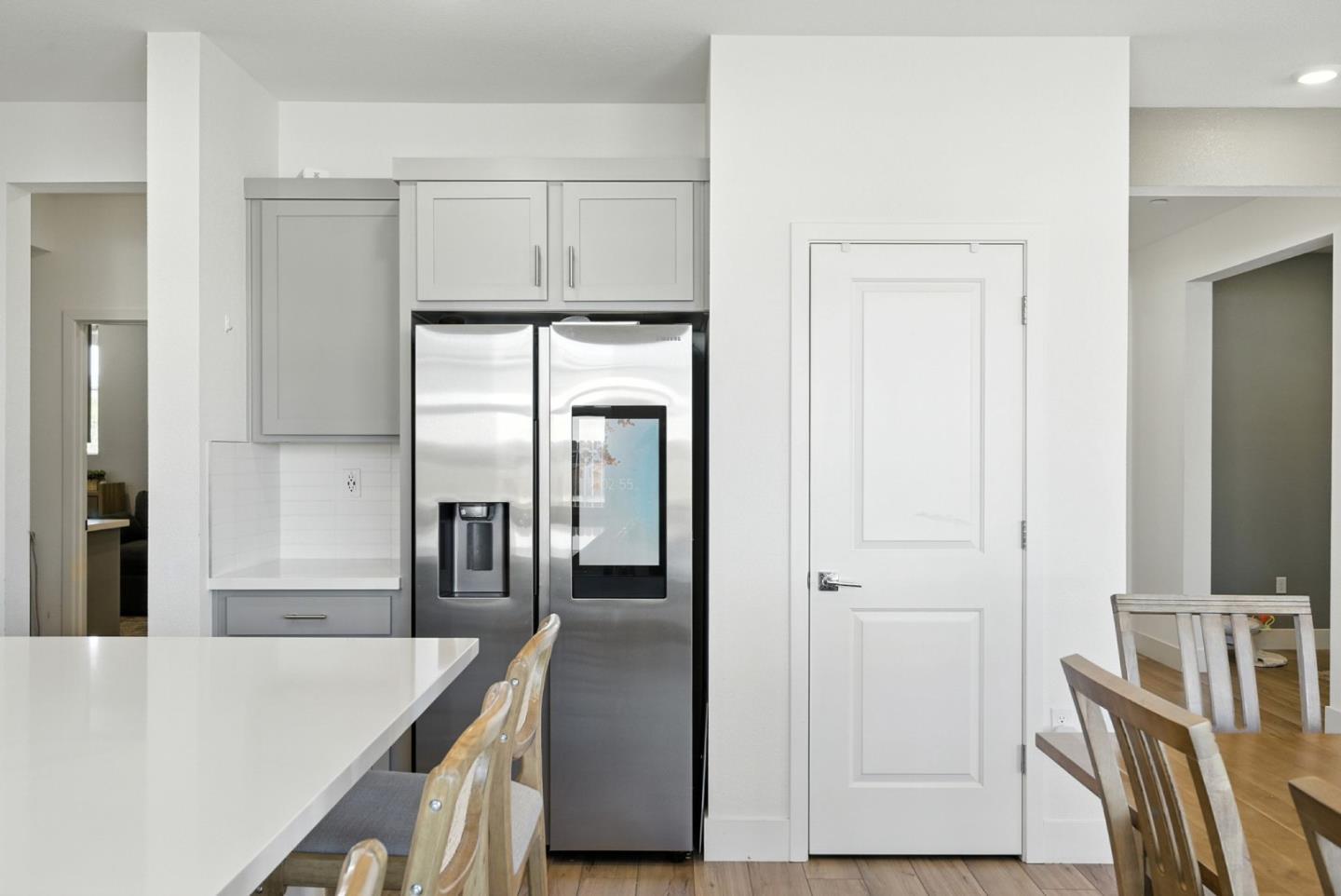 Detail Gallery Image 13 of 64 For 1900 Lotus Ct, Hollister,  CA 95023 - – Beds | – Baths