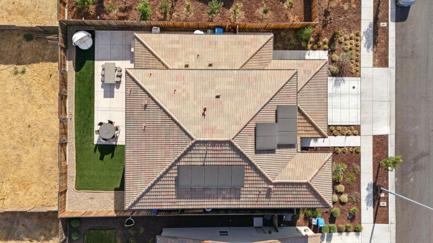 Detail Gallery Image 60 of 64 For 1900 Lotus Ct, Hollister,  CA 95023 - – Beds | – Baths