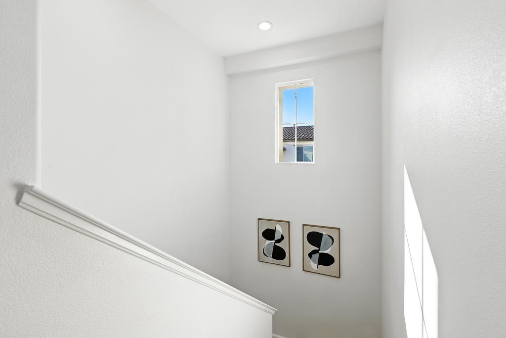 Detail Gallery Image 26 of 36 For 541 Holthouse Ter, Sunnyvale,  CA 94087 - 4 Beds | 3/1 Baths
