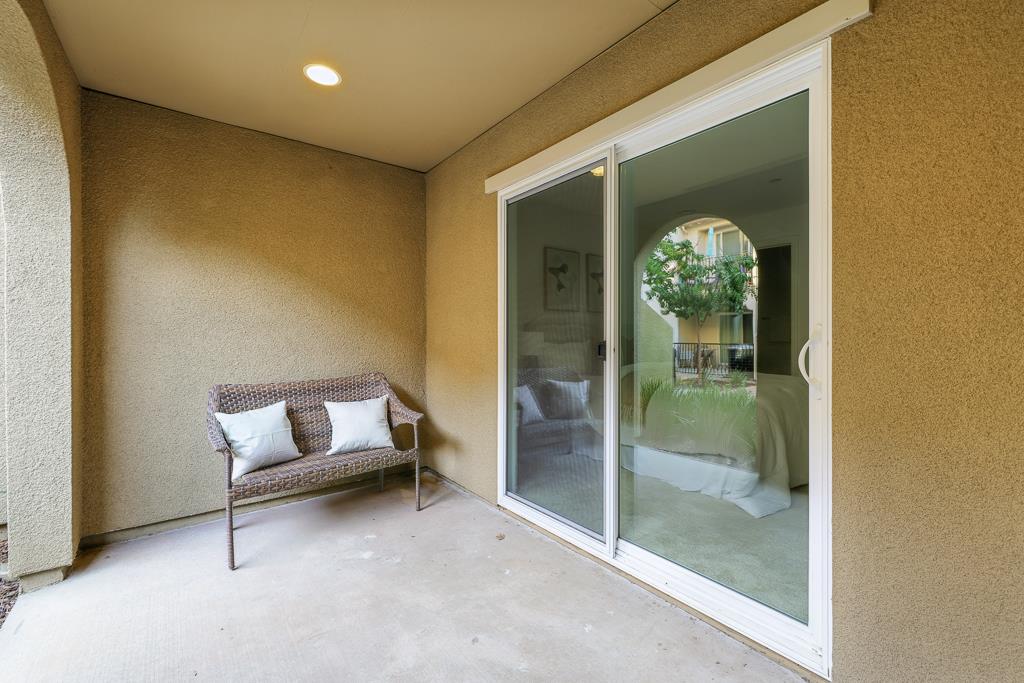 Detail Gallery Image 32 of 36 For 541 Holthouse Ter, Sunnyvale,  CA 94087 - 4 Beds | 3/1 Baths