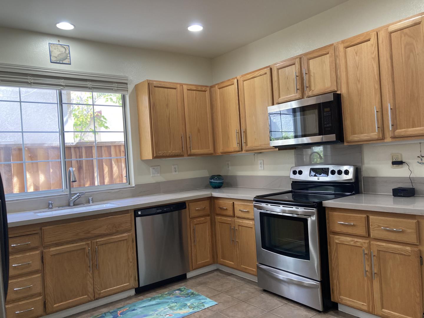Detail Gallery Image 12 of 40 For 2223 Kingfisher Ct, San Leandro,  CA 94579 - 3 Beds | 2/1 Baths
