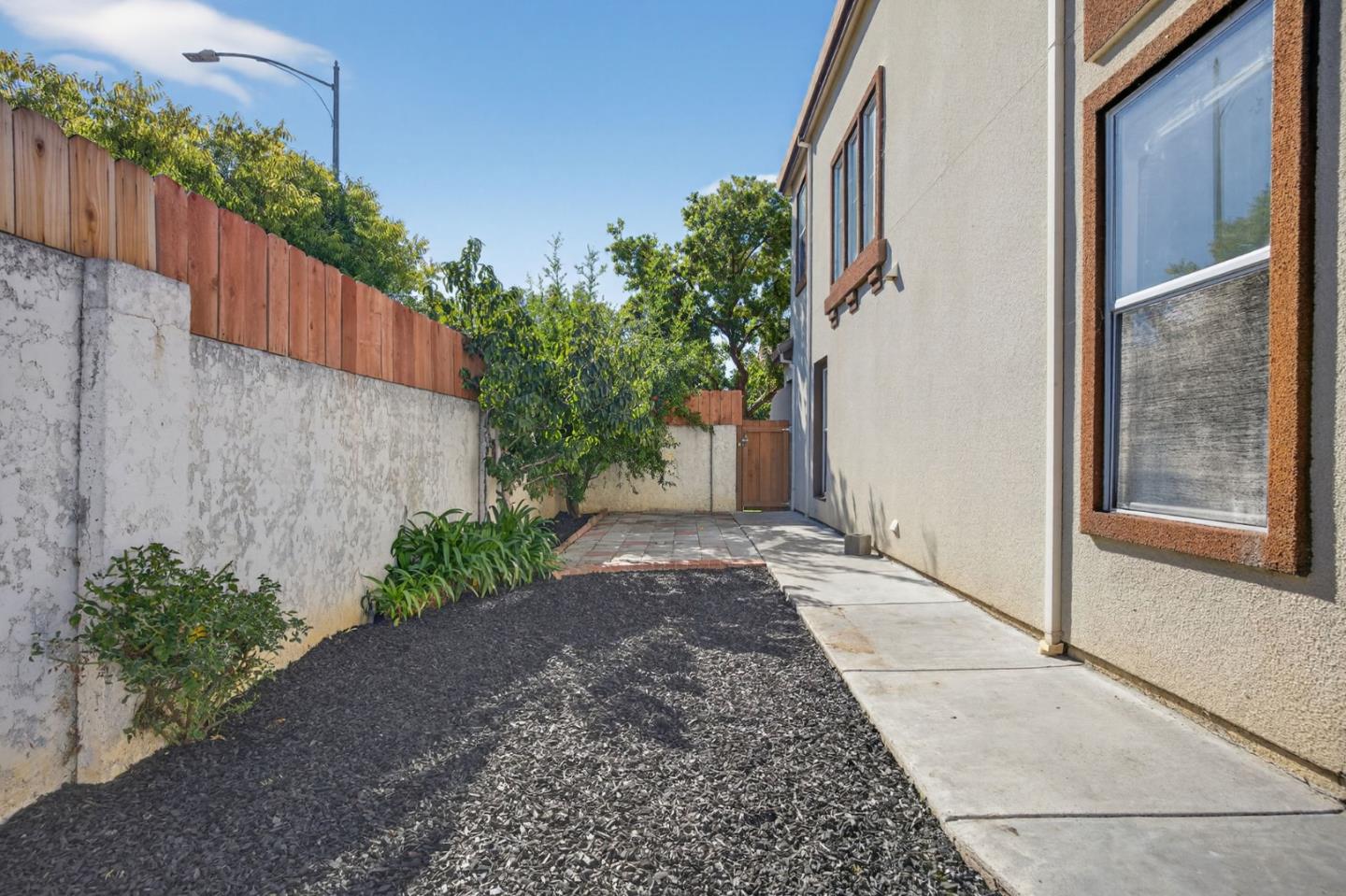 Detail Gallery Image 40 of 42 For 2955 Vineyard Park Dr, San Jose,  CA 95148 - 4 Beds | 2/1 Baths