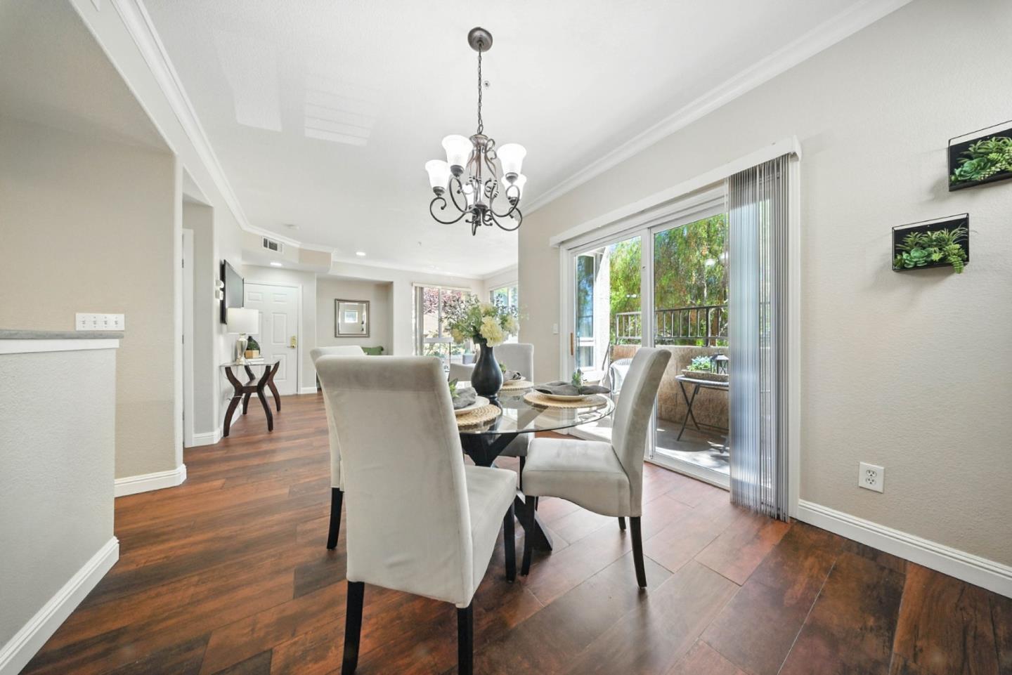 Detail Gallery Image 11 of 42 For 546 Marble Arch Ave, San Jose,  CA 95136 - 2 Beds | 2/1 Baths