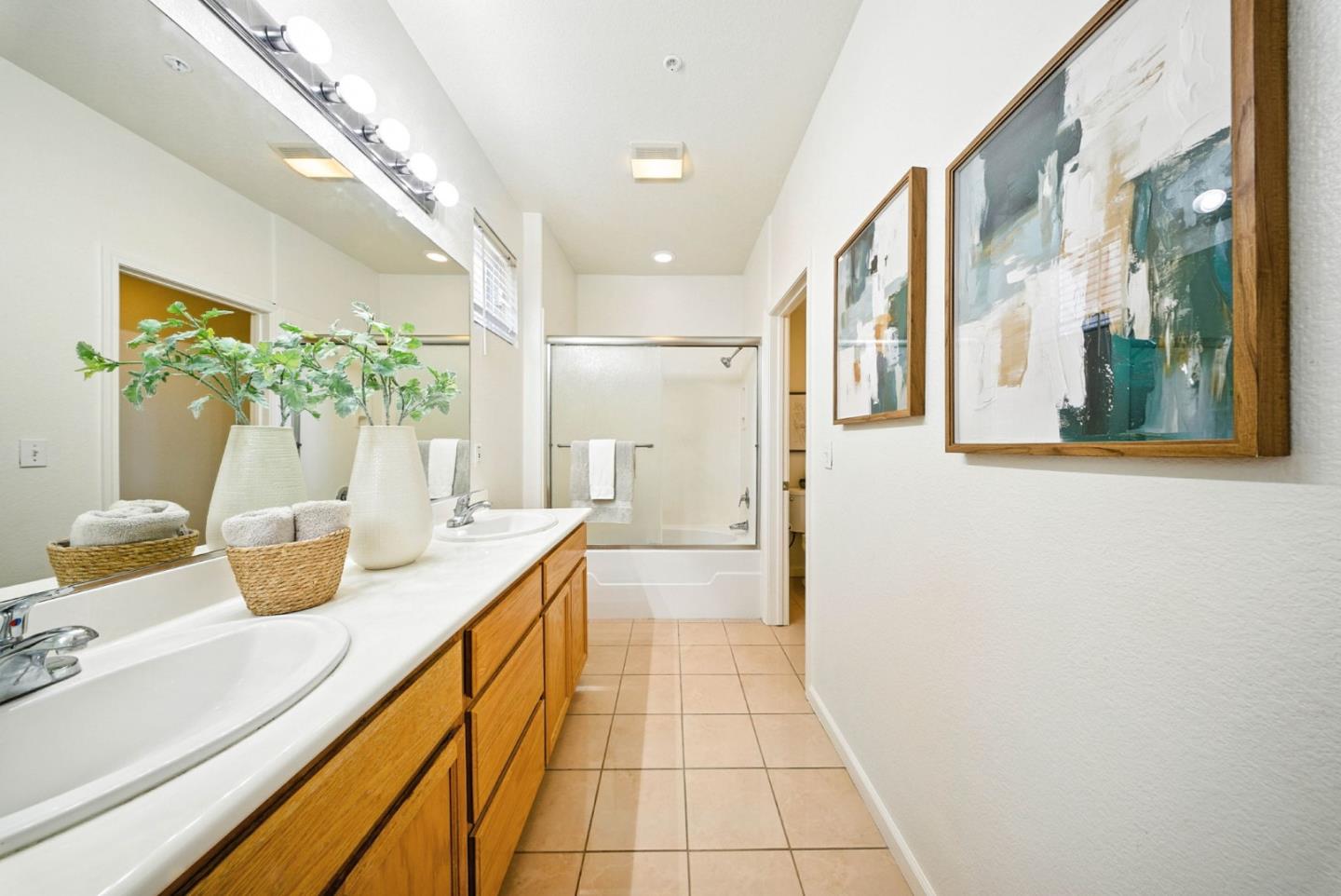 Detail Gallery Image 30 of 42 For 546 Marble Arch Ave, San Jose,  CA 95136 - 2 Beds | 2/1 Baths