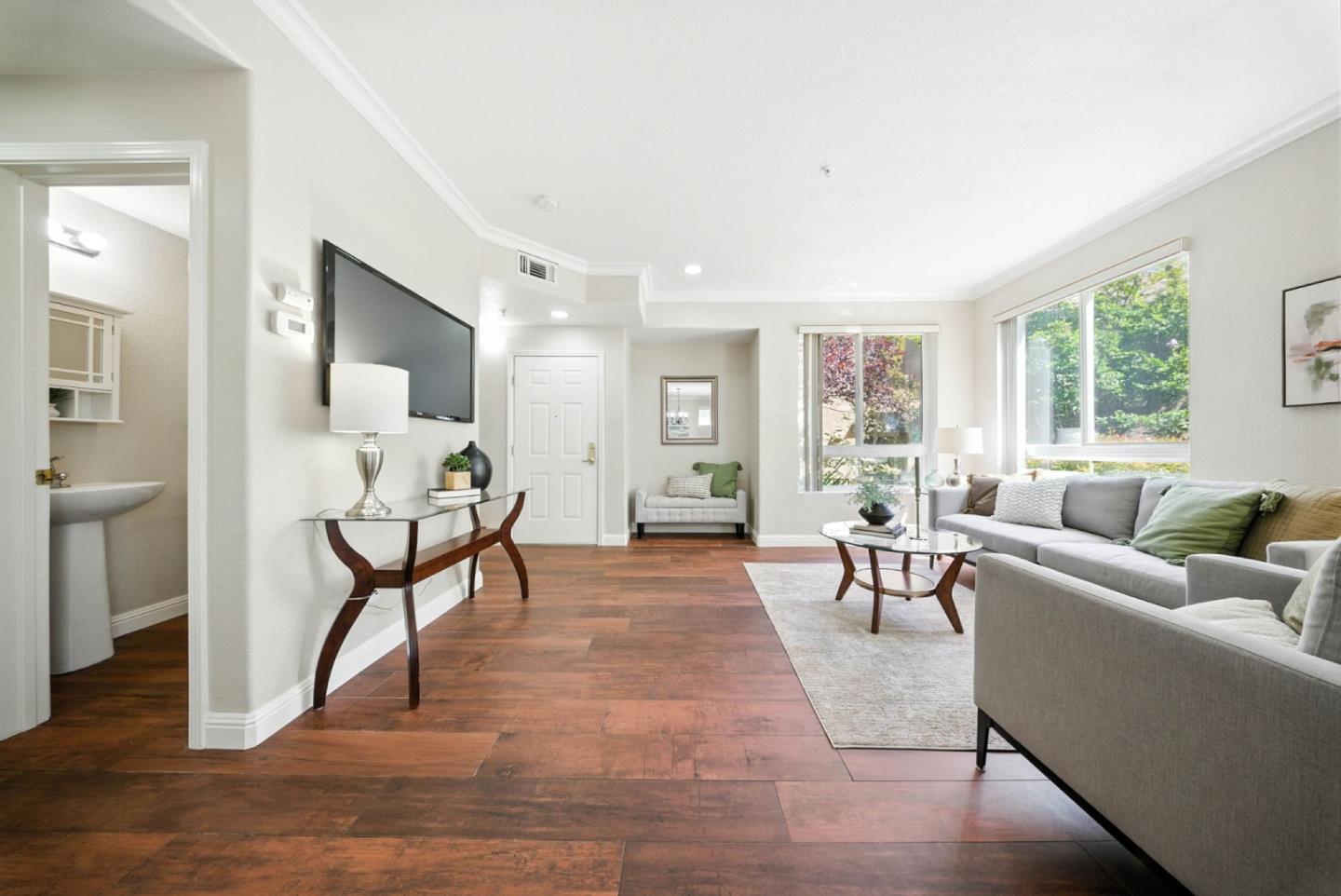 Detail Gallery Image 5 of 42 For 546 Marble Arch Ave, San Jose,  CA 95136 - 2 Beds | 2/1 Baths