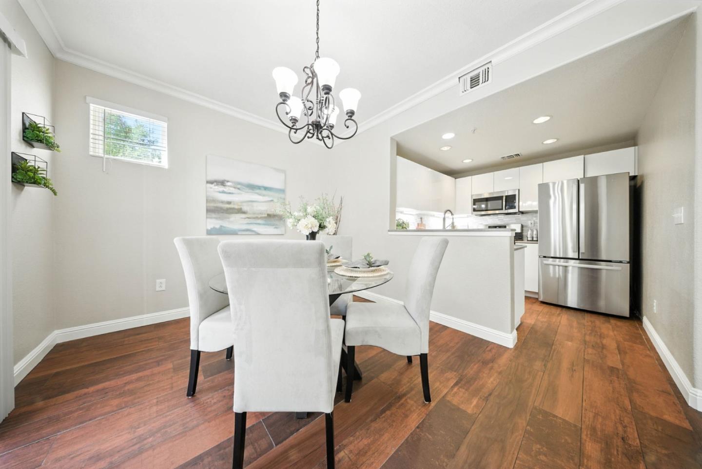 Detail Gallery Image 8 of 42 For 546 Marble Arch Ave, San Jose,  CA 95136 - 2 Beds | 2/1 Baths