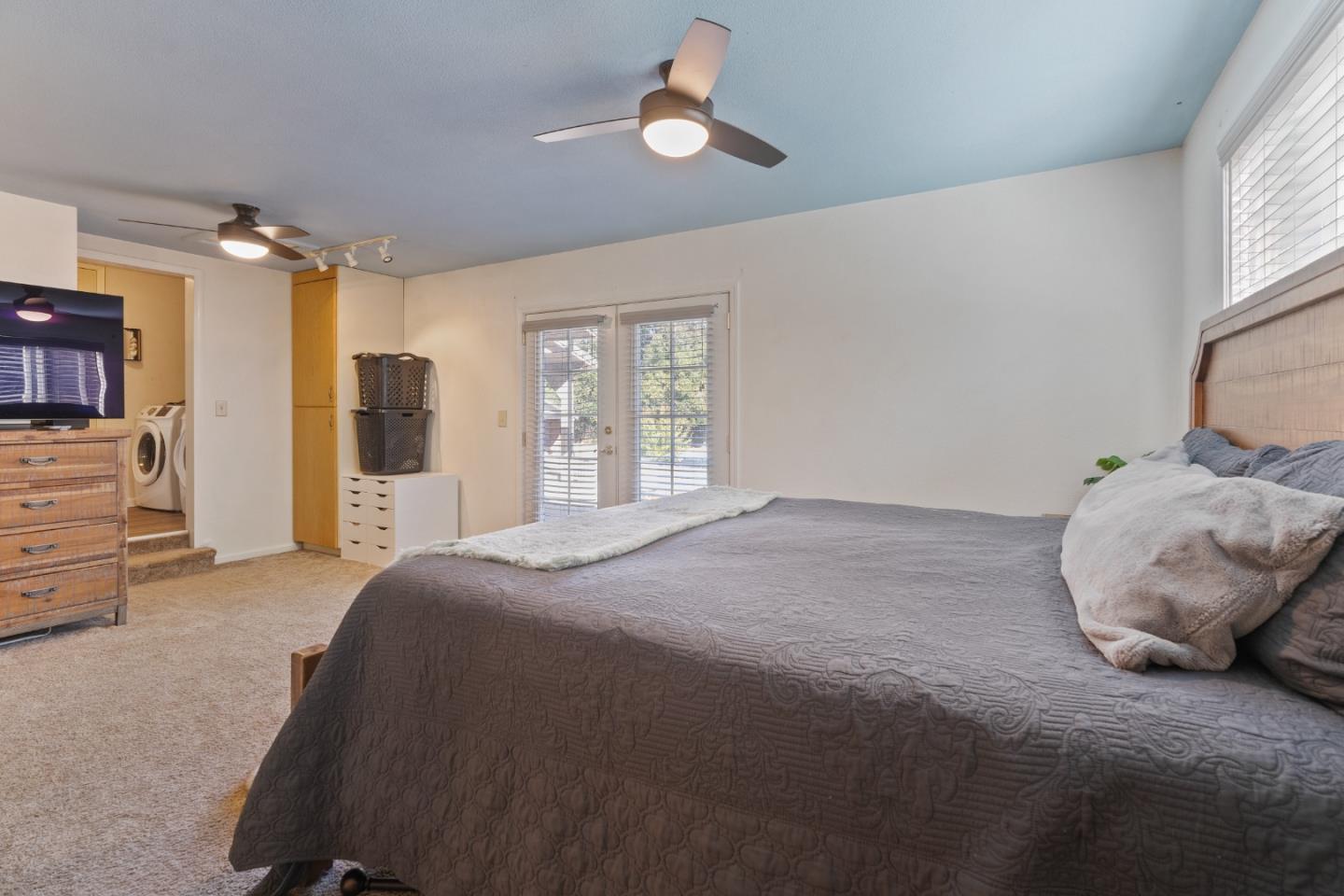 Detail Gallery Image 15 of 50 For 5367 Rosswood Ln, Redding,  CA 96001 - 4 Beds | 2 Baths