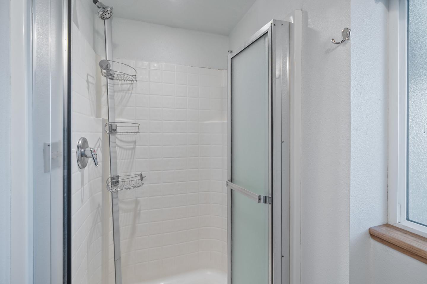 Detail Gallery Image 18 of 50 For 5367 Rosswood Ln, Redding,  CA 96001 - 4 Beds | 2 Baths