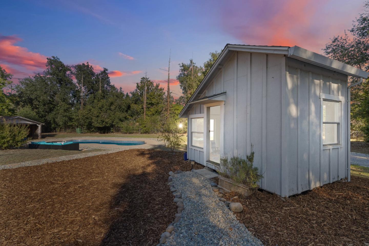 Detail Gallery Image 29 of 50 For 5367 Rosswood Ln, Redding,  CA 96001 - 4 Beds | 2 Baths