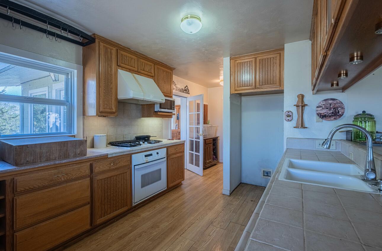 Detail Gallery Image 11 of 42 For 2350 Bryson Hesperia Rd, Bradley,  CA 93426 - 2 Beds | 1/1 Baths