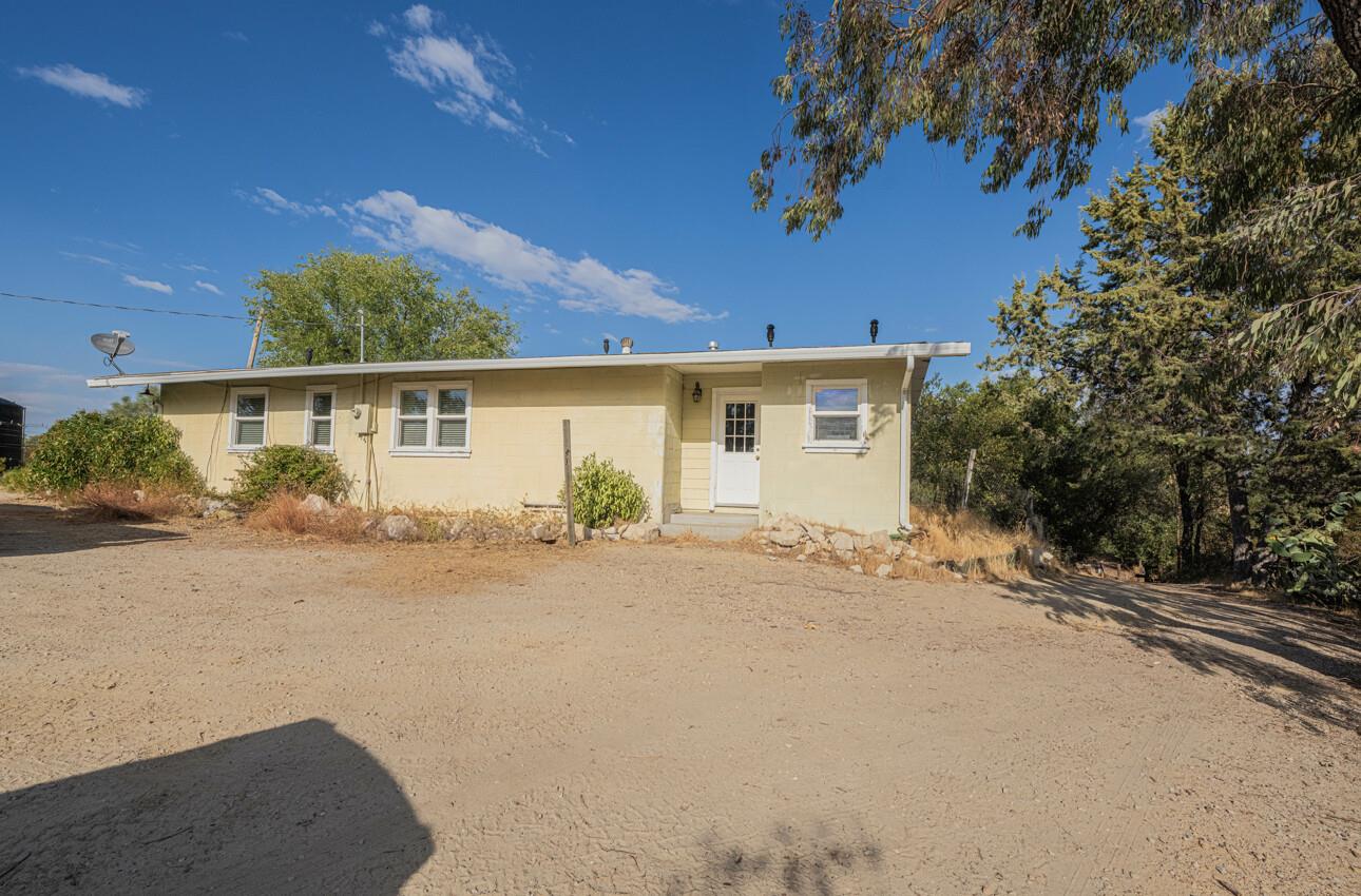 Detail Gallery Image 18 of 42 For 2350 Bryson Hesperia Rd, Bradley,  CA 93426 - 2 Beds | 1/1 Baths