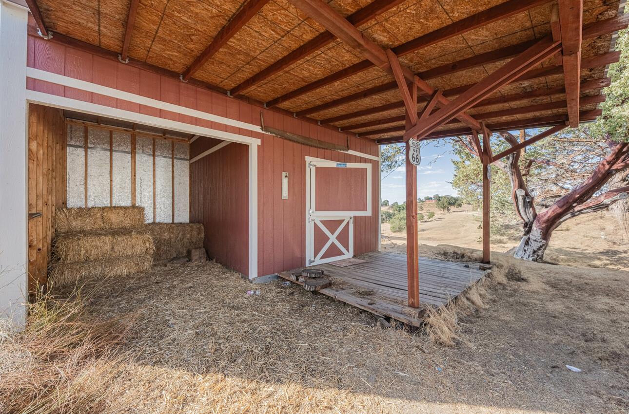 Detail Gallery Image 29 of 42 For 2350 Bryson Hesperia Rd, Bradley,  CA 93426 - 2 Beds | 1/1 Baths