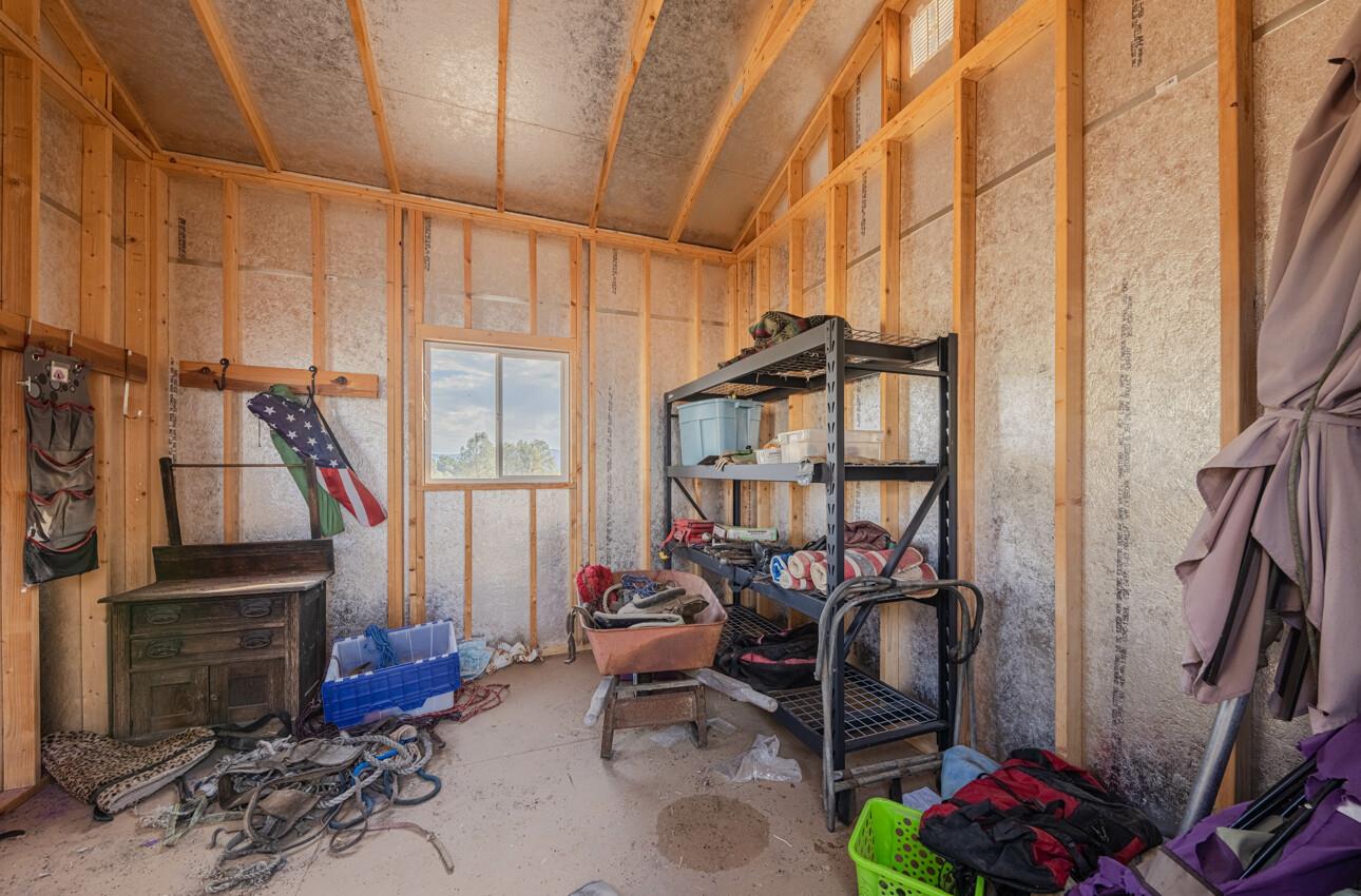 Detail Gallery Image 32 of 42 For 2350 Bryson Hesperia Rd, Bradley,  CA 93426 - 2 Beds | 1/1 Baths