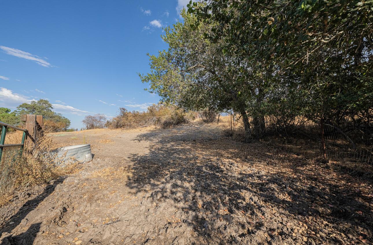 Detail Gallery Image 39 of 42 For 2350 Bryson Hesperia Rd, Bradley,  CA 93426 - 2 Beds | 1/1 Baths