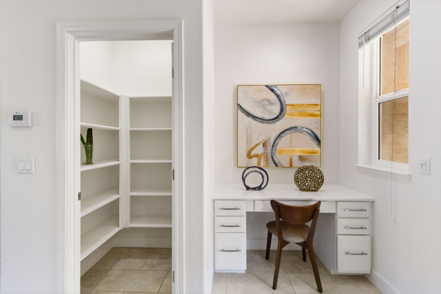 Detail Gallery Image 12 of 40 For 5886 Smoky Quartz Loop, San Jose,  CA 95123 - 3 Beds | 3/1 Baths