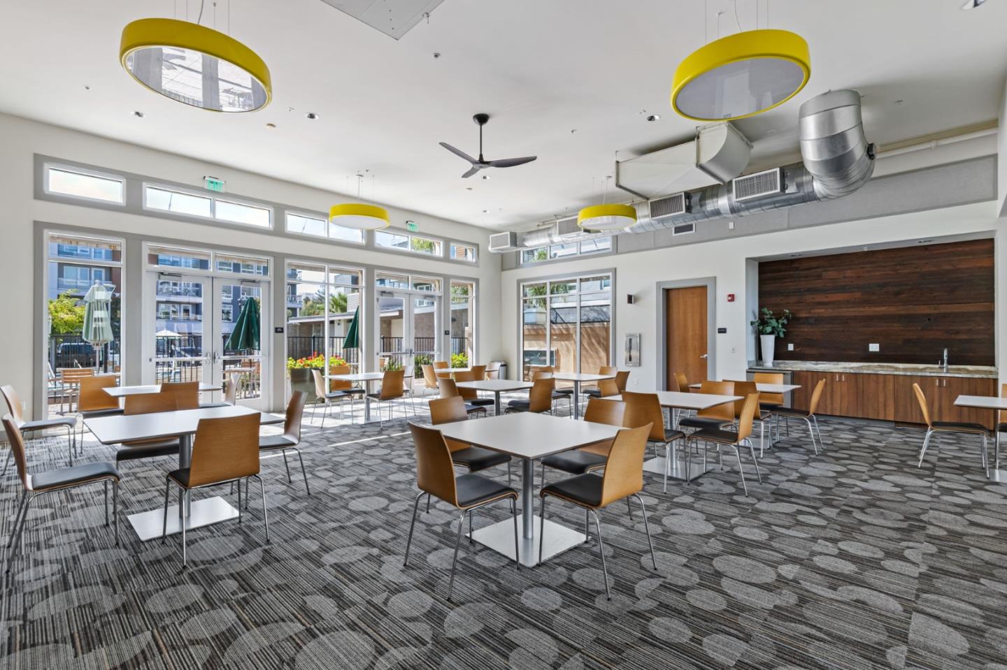 Detail Gallery Image 39 of 40 For 5886 Smoky Quartz Loop, San Jose,  CA 95123 - 3 Beds | 3/1 Baths