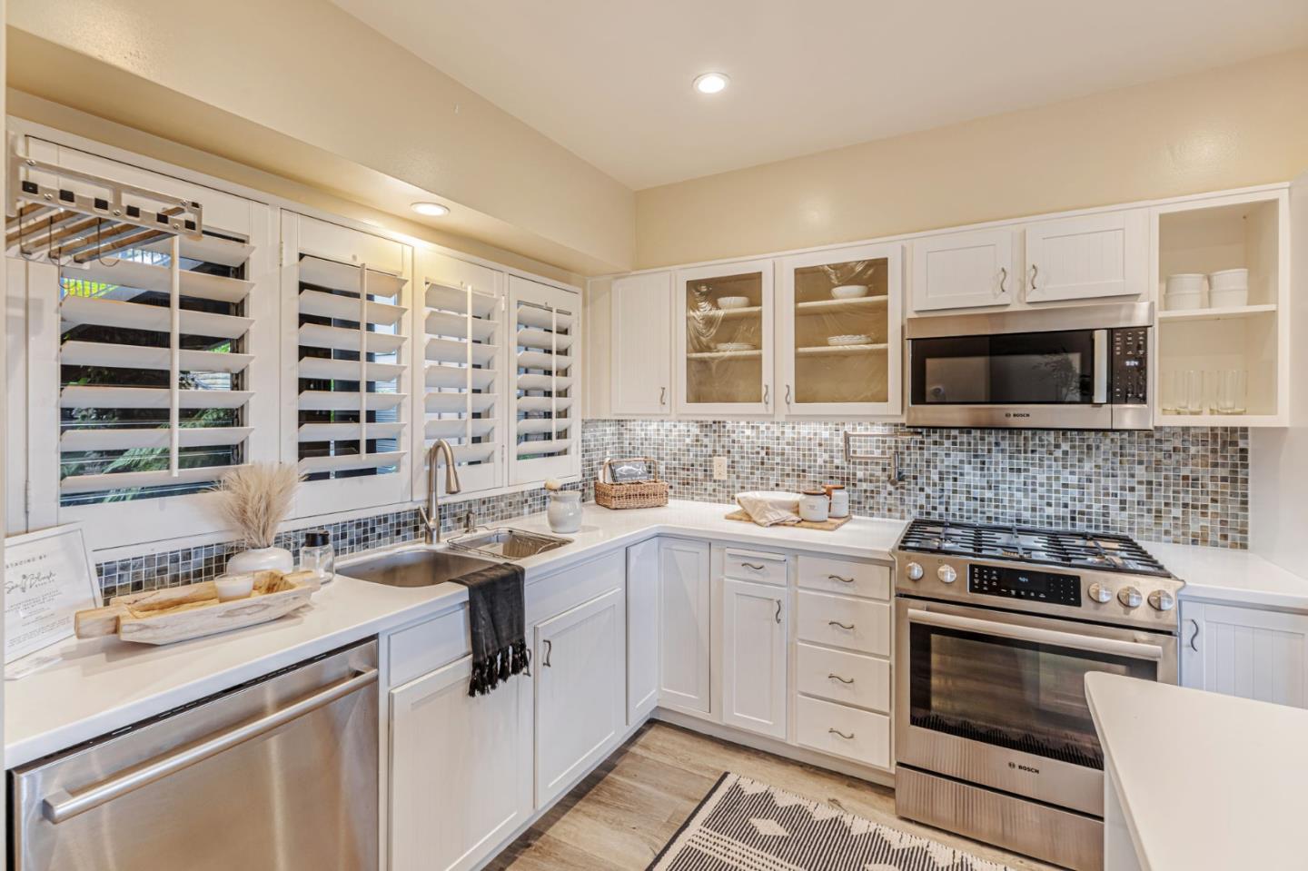 Detail Gallery Image 18 of 49 For 31 Del Mesa Carmel, Carmel,  CA 93923 - 2 Beds | 2 Baths