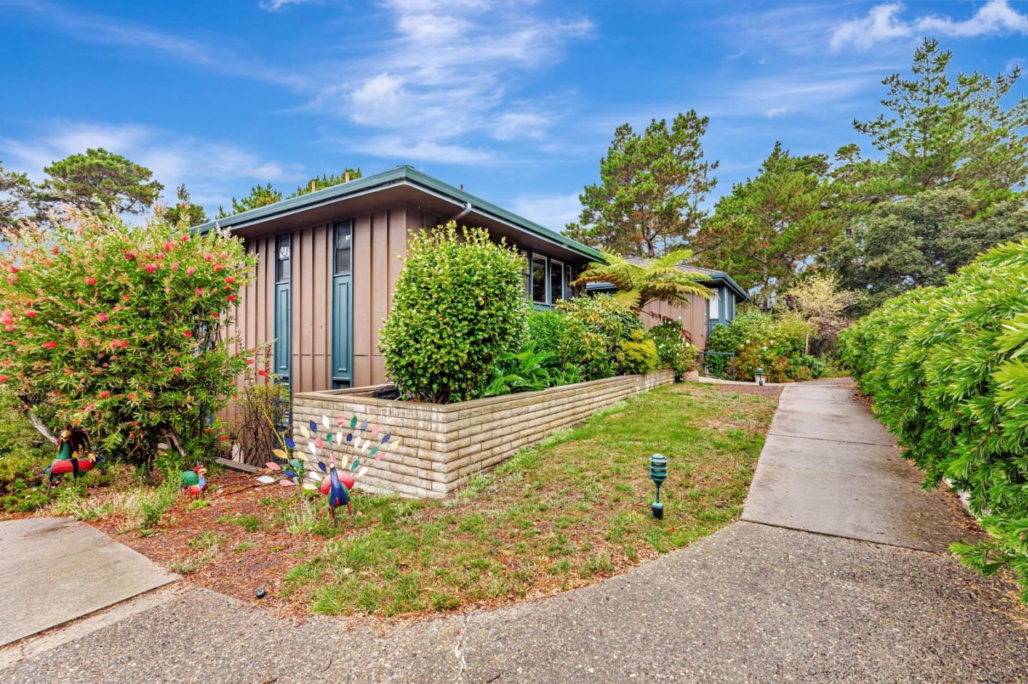 Detail Gallery Image 6 of 49 For 31 Del Mesa Carmel, Carmel,  CA 93923 - 2 Beds | 2 Baths