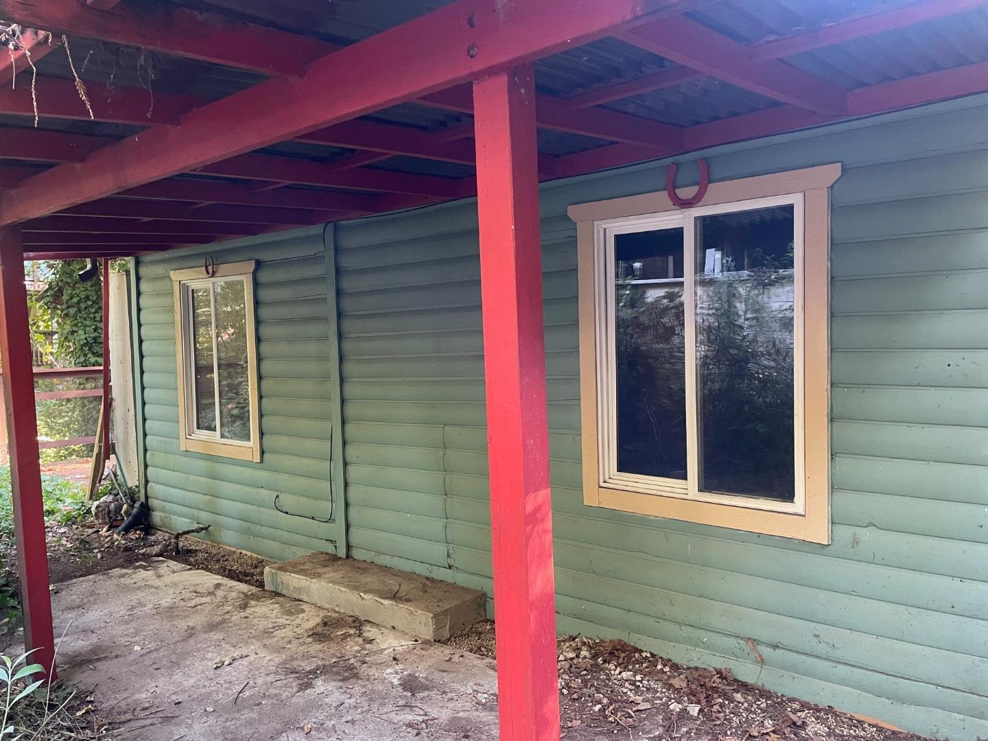 Detail Gallery Image 3 of 6 For 10664 E Zayante Rd, Felton,  CA 95018 - 2 Beds | 1 Baths