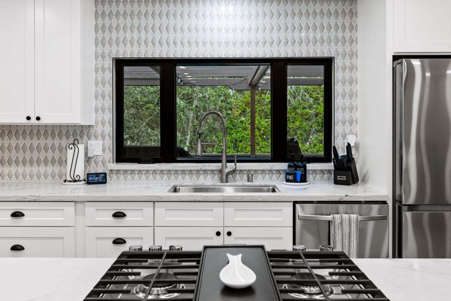 Detail Gallery Image 13 of 58 For 2040 Marsala Cir, Monterey,  CA 93940 - 3 Beds | 2 Baths