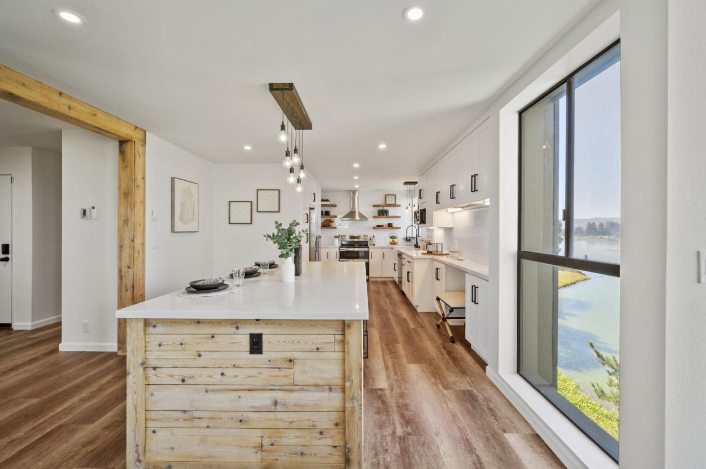 Detail Gallery Image 13 of 66 For 425 Anchor Rd #317,  San Mateo,  CA 94404 - 3 Beds | 2 Baths