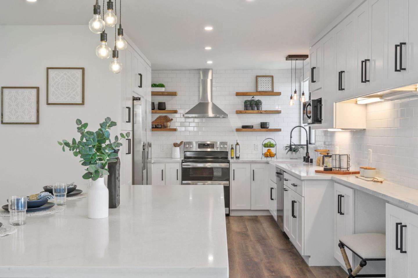 Detail Gallery Image 14 of 66 For 425 Anchor Rd #317,  San Mateo,  CA 94404 - 3 Beds | 2 Baths