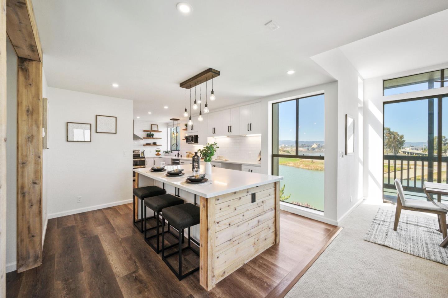 Detail Gallery Image 15 of 66 For 425 Anchor Rd #317,  San Mateo,  CA 94404 - 3 Beds | 2 Baths