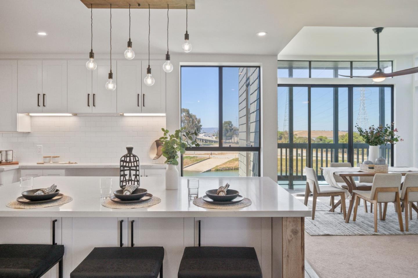 Detail Gallery Image 17 of 66 For 425 Anchor Rd #317,  San Mateo,  CA 94404 - 3 Beds | 2 Baths