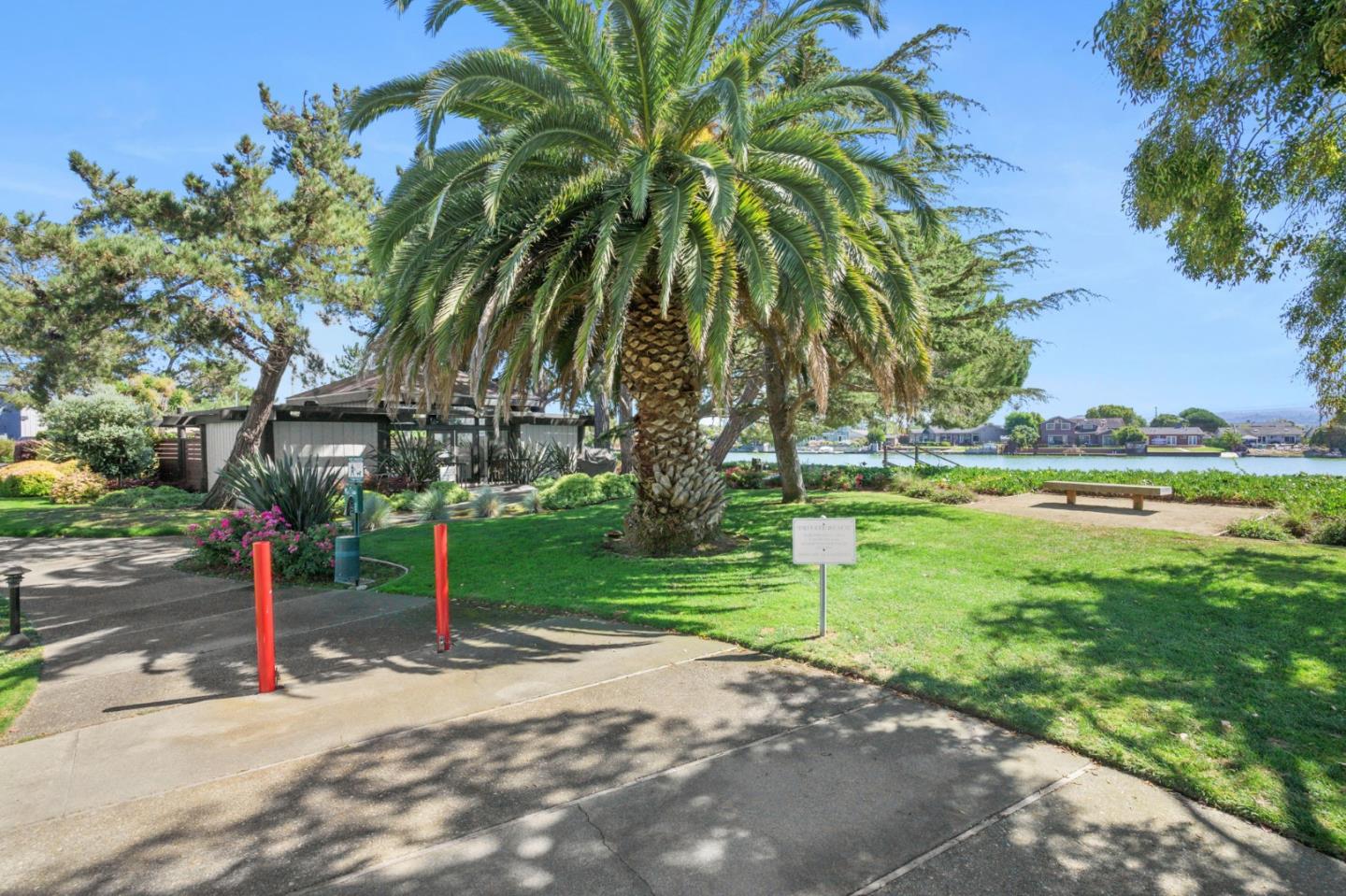 Detail Gallery Image 23 of 66 For 425 Anchor Rd #317,  San Mateo,  CA 94404 - 3 Beds | 2 Baths