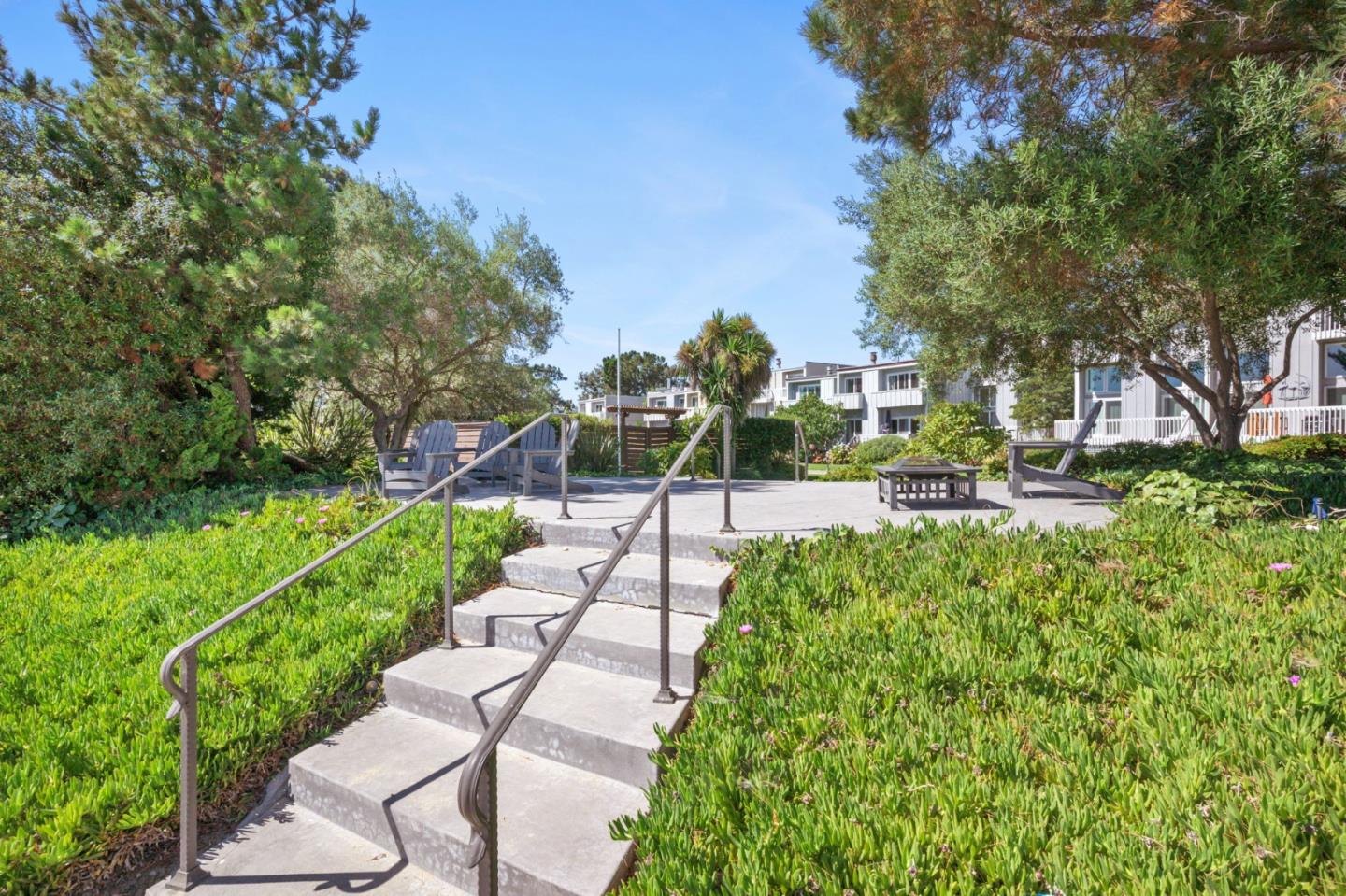 Detail Gallery Image 29 of 66 For 425 Anchor Rd #317,  San Mateo,  CA 94404 - 3 Beds | 2 Baths