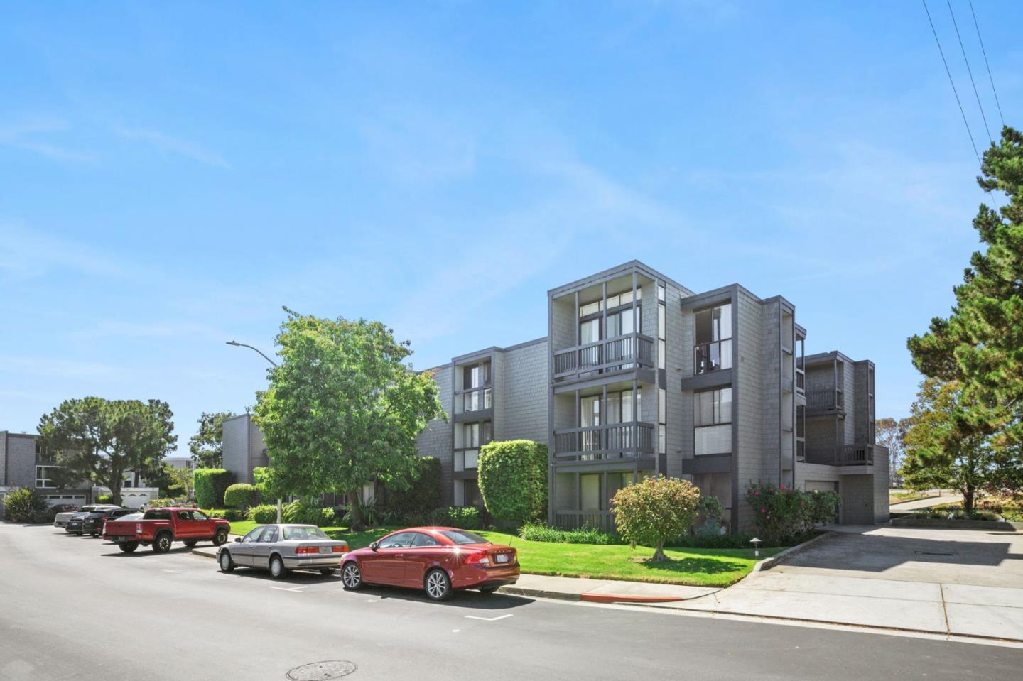 Detail Gallery Image 6 of 66 For 425 Anchor Rd #317,  San Mateo,  CA 94404 - 3 Beds | 2 Baths