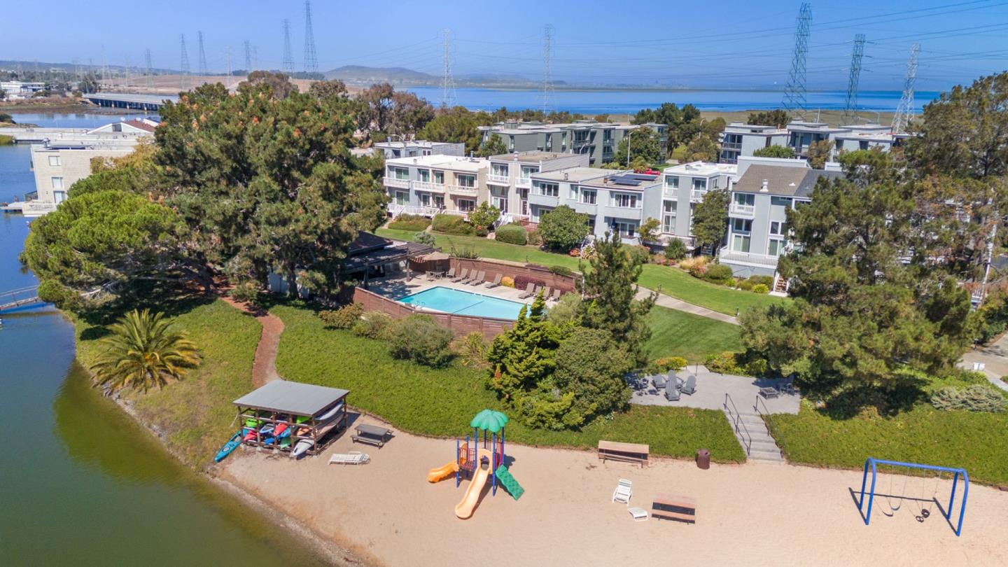 Detail Gallery Image 66 of 66 For 425 Anchor Rd #317,  San Mateo,  CA 94404 - 3 Beds | 2 Baths