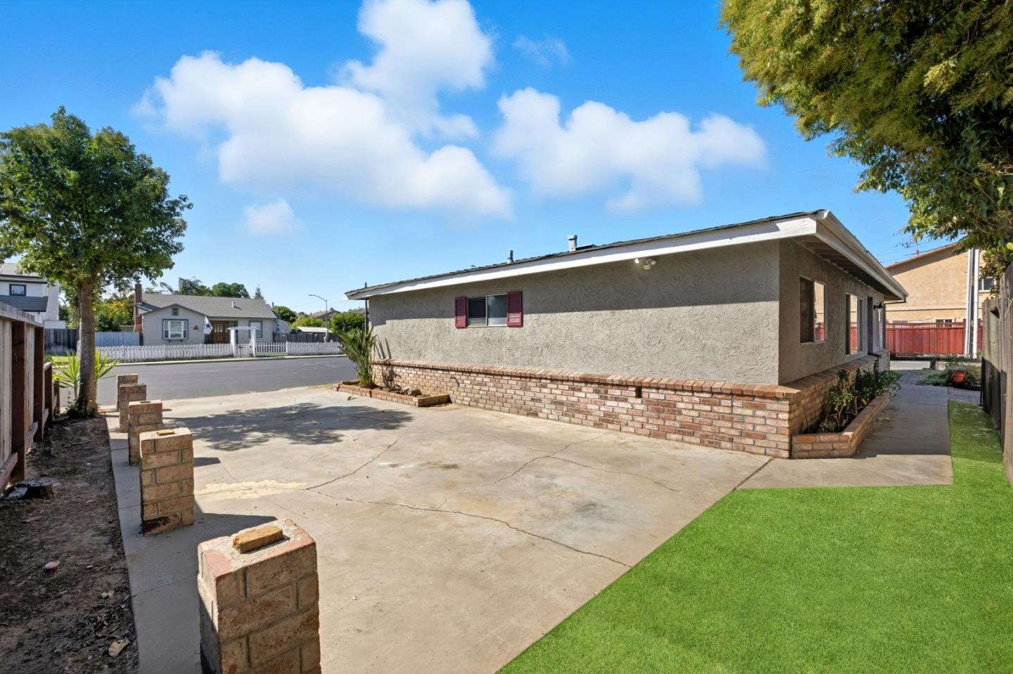 Detail Gallery Image 5 of 45 For 190 Ronan Ave, Gilroy,  CA 95020 - 4 Beds | 2 Baths