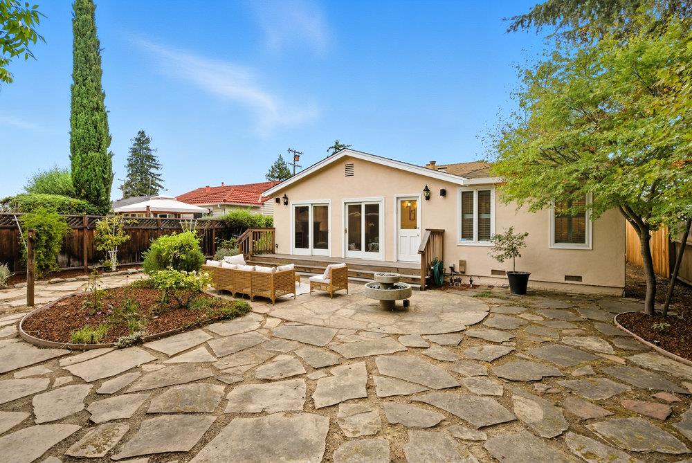 Detail Gallery Image 22 of 29 For 811 10th Ave, Redwood City,  CA 94063 - 2 Beds | 2 Baths