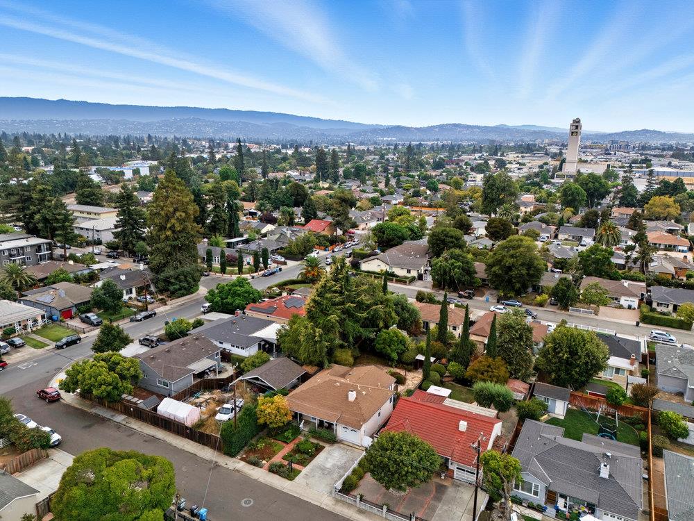 Detail Gallery Image 27 of 29 For 811 10th Ave, Redwood City,  CA 94063 - 2 Beds | 2 Baths