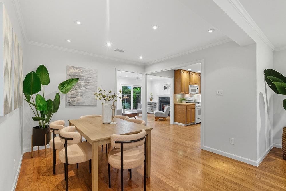 Detail Gallery Image 8 of 29 For 811 10th Ave, Redwood City,  CA 94063 - 2 Beds | 2 Baths