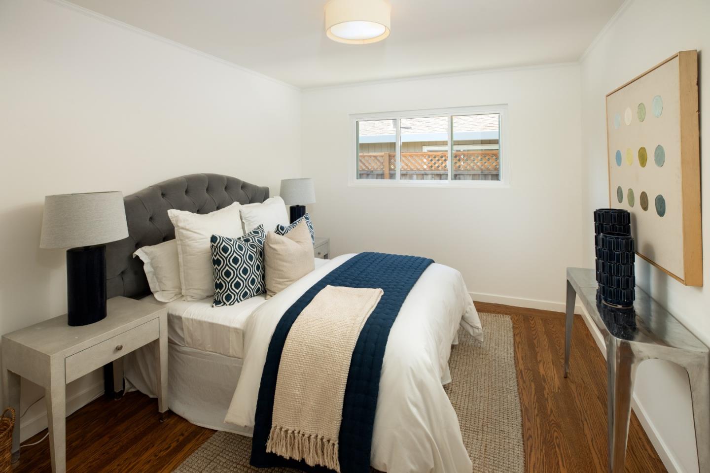 Detail Gallery Image 12 of 25 For 1840 Santa Cruz Ave, Menlo Park,  CA 94025 - 4 Beds | 3 Baths