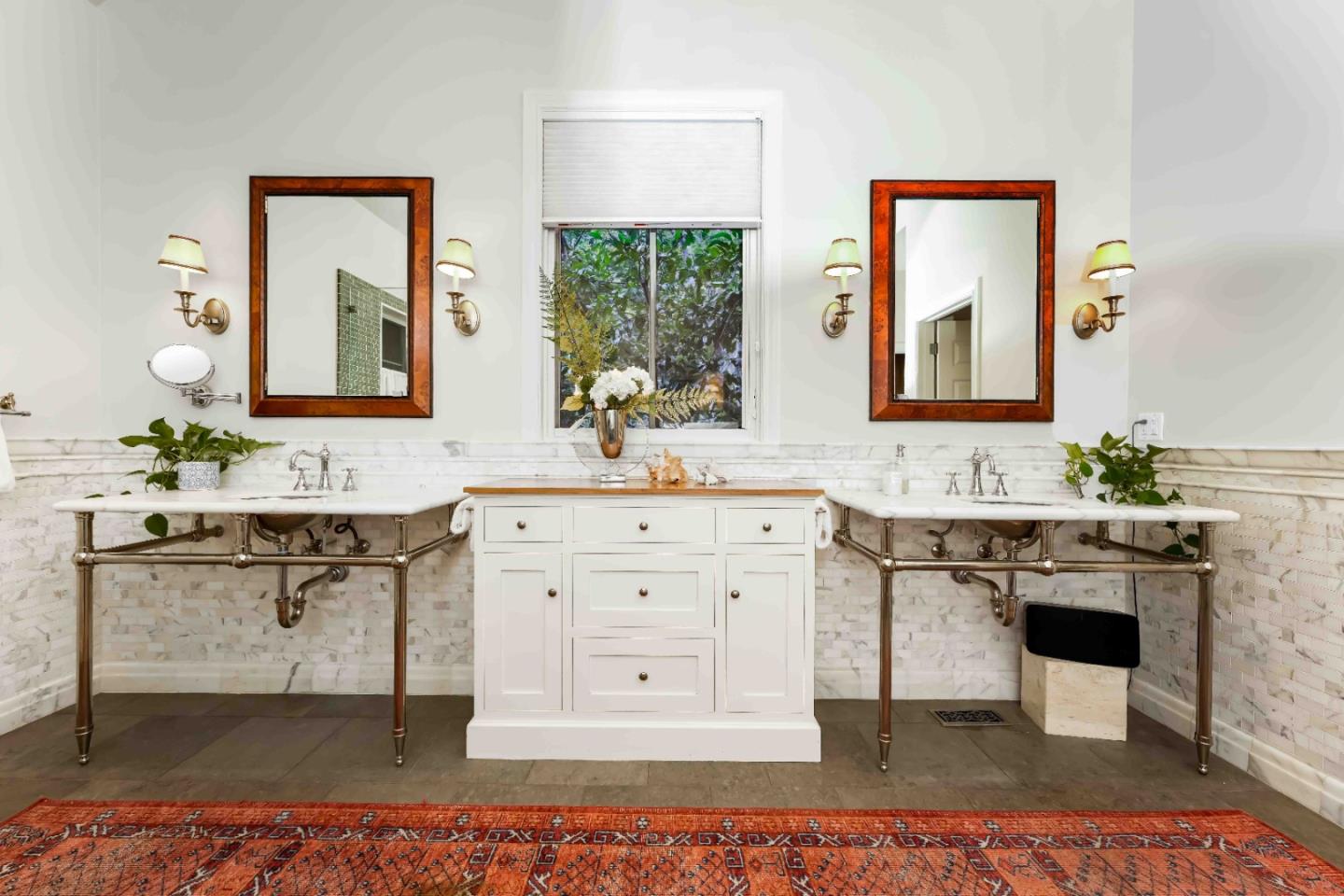 Detail Gallery Image 18 of 44 For 160 Phillip Rd, Woodside,  CA 94062 - 5 Beds | 5/1 Baths