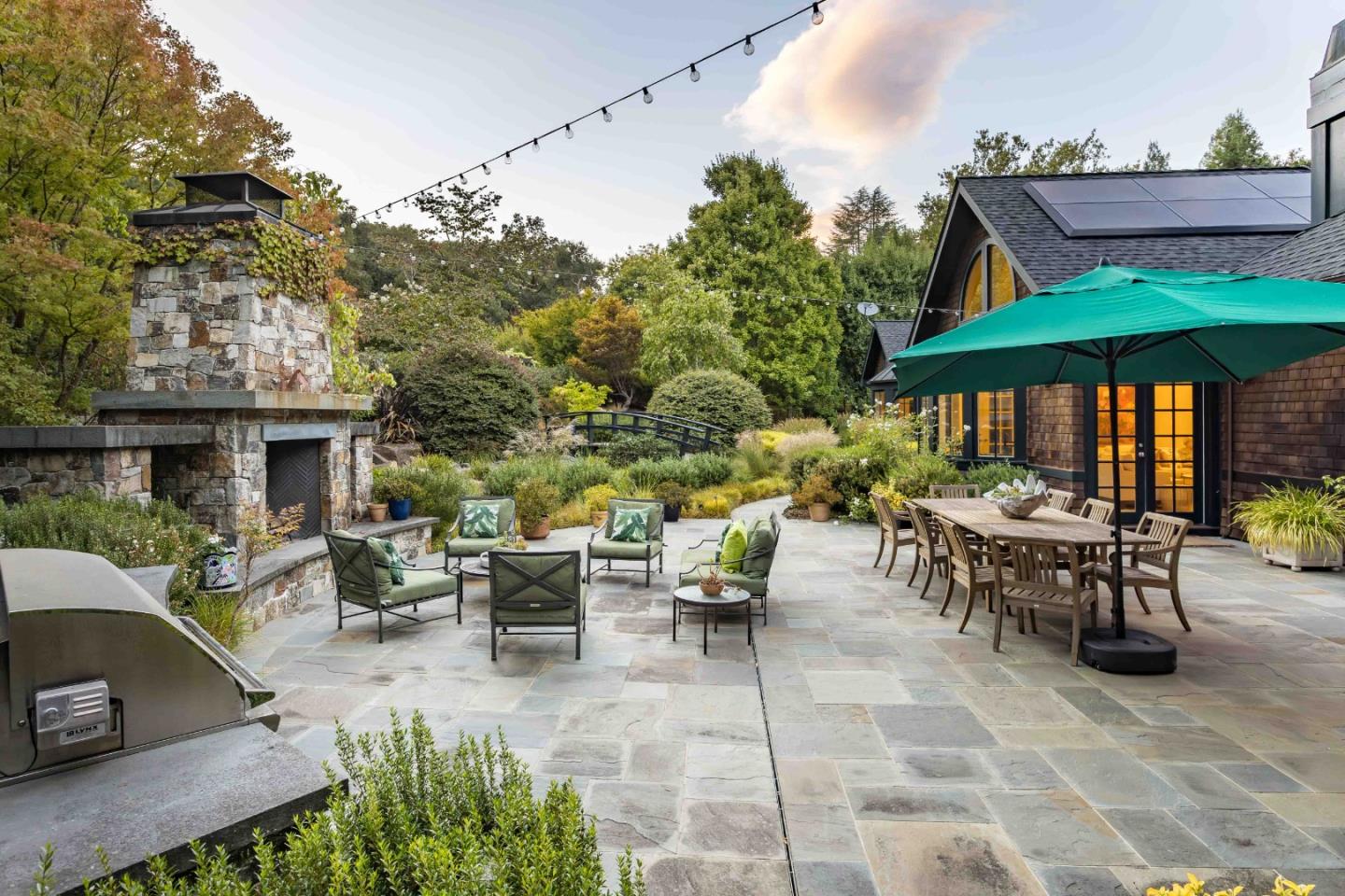 Detail Gallery Image 33 of 44 For 160 Phillip Rd, Woodside,  CA 94062 - 5 Beds | 5/1 Baths