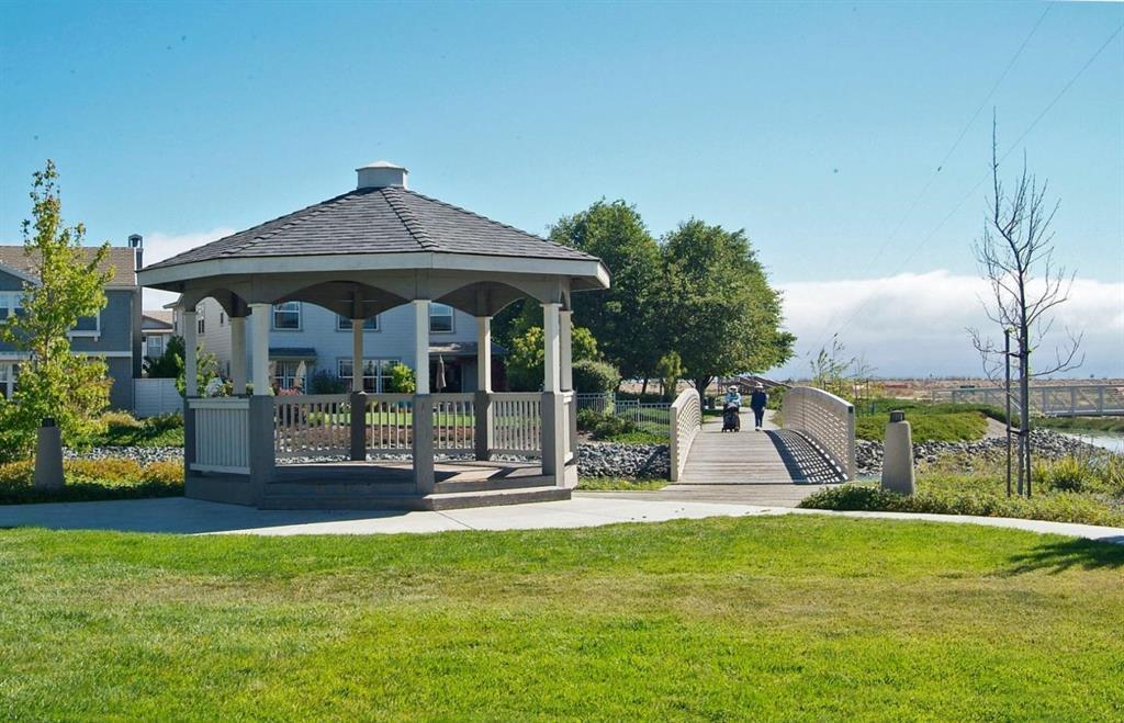 Detail Gallery Image 37 of 38 For 1085 Rockport Ave, Redwood City,  CA 94065 - 4 Beds | 3 Baths