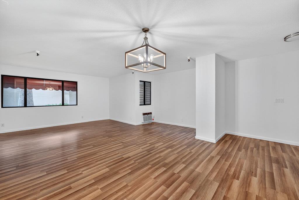 Detail Gallery Image 7 of 49 For 449 Alberto Way #C139,  Los Gatos,  CA 95032 - 2 Beds | 2 Baths