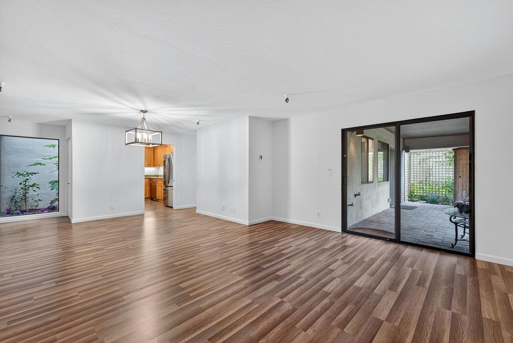 Detail Gallery Image 9 of 49 For 449 Alberto Way #C139,  Los Gatos,  CA 95032 - 2 Beds | 2 Baths