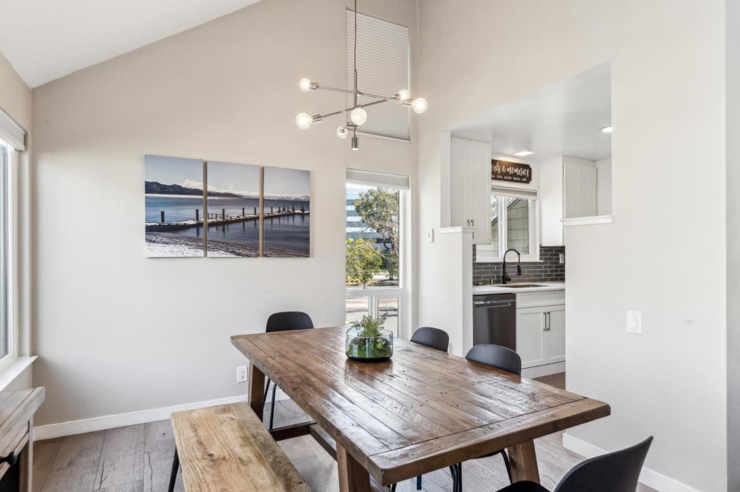 Detail Gallery Image 13 of 31 For 824 Wharfside Rd, San Mateo,  CA 94404 - 1 Beds | 1/1 Baths