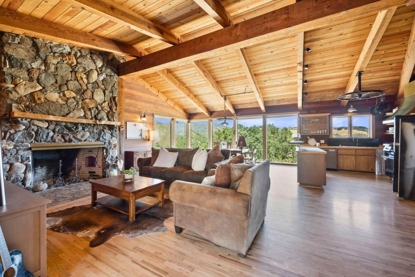 Detail Gallery Image 14 of 63 For 5096 Fallen Oak Dr, Morgan Hill,  CA 95037 - 3 Beds | 2 Baths