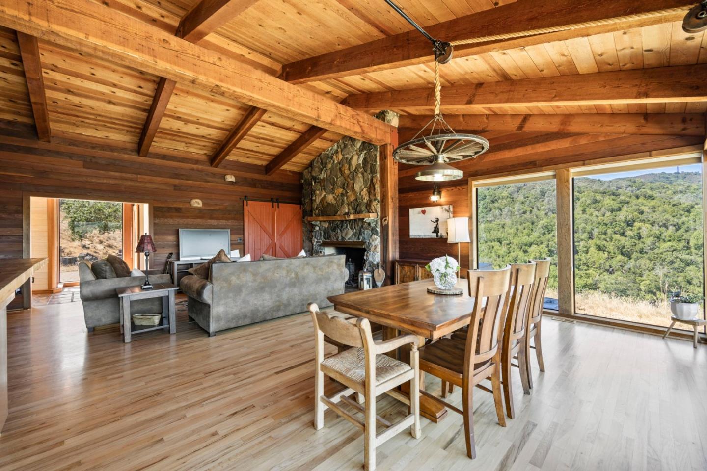 Detail Gallery Image 20 of 63 For 5096 Fallen Oak Dr, Morgan Hill,  CA 95037 - 3 Beds | 2 Baths