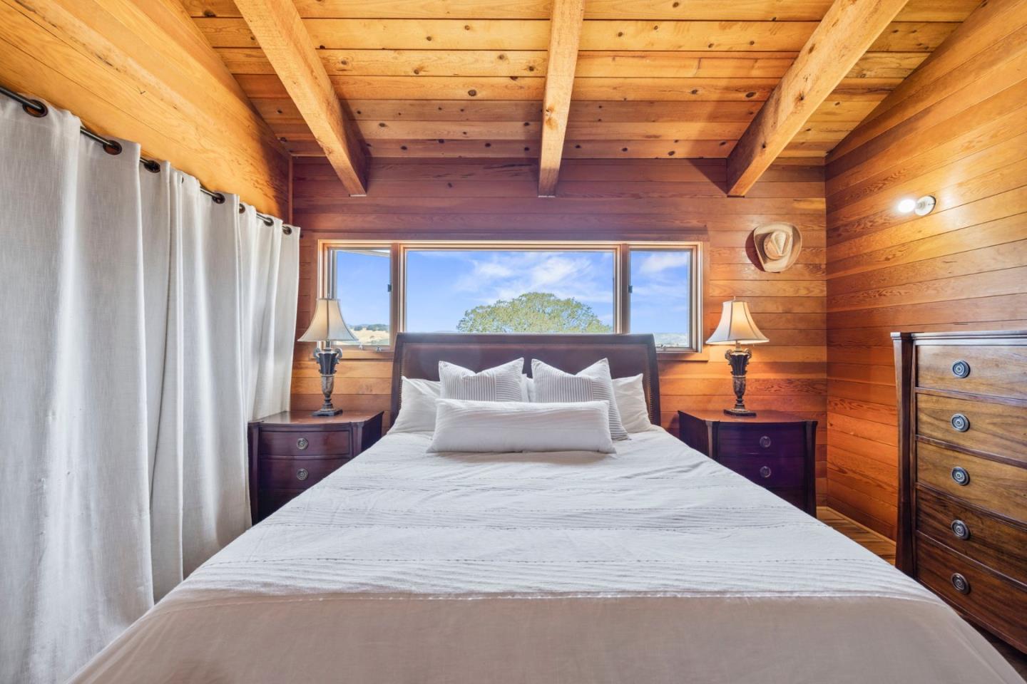 Detail Gallery Image 26 of 63 For 5096 Fallen Oak Dr, Morgan Hill,  CA 95037 - 3 Beds | 2 Baths